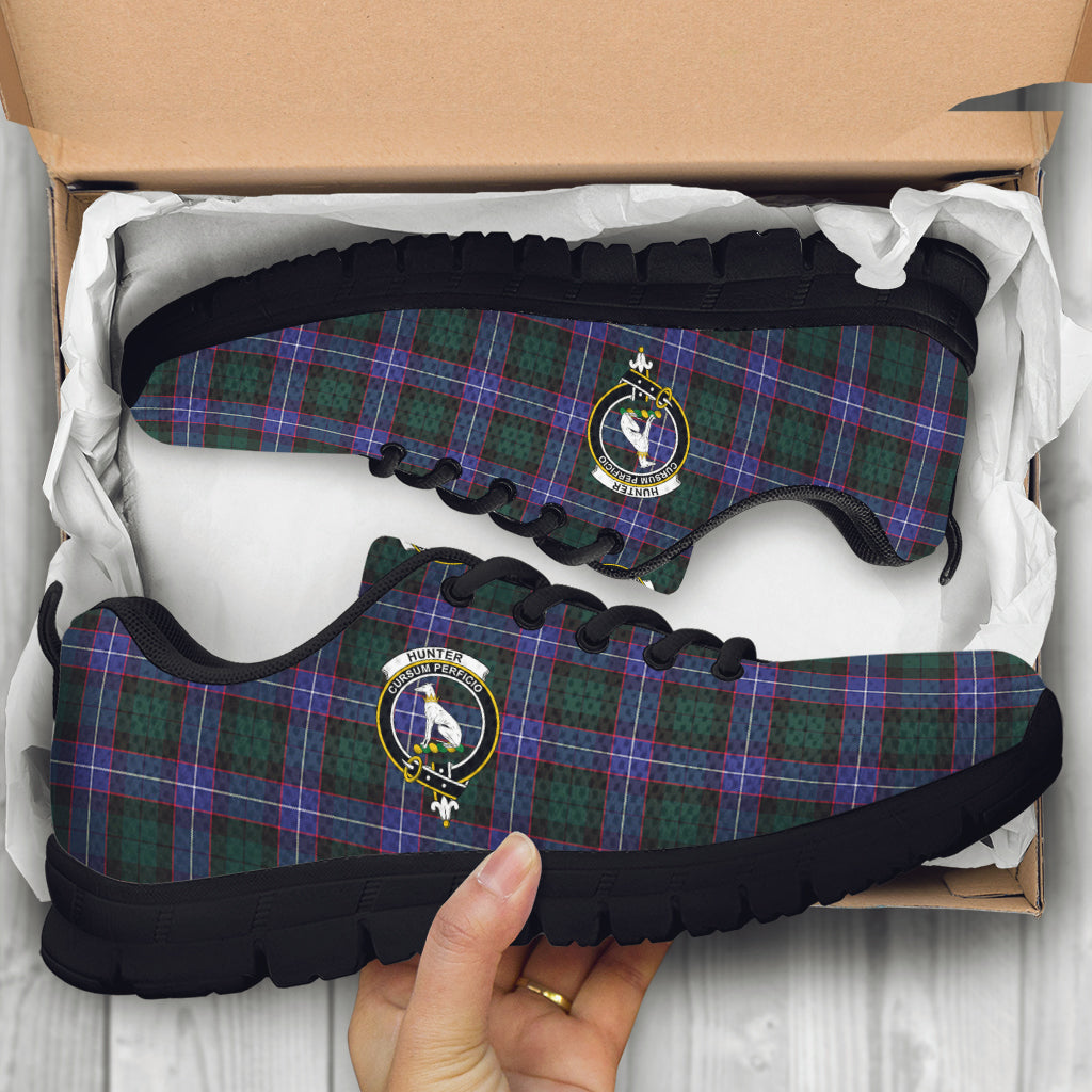 Hunter (Hunterston) Tartan Sneakers with Family Crest - Tartan Vibes Clothing