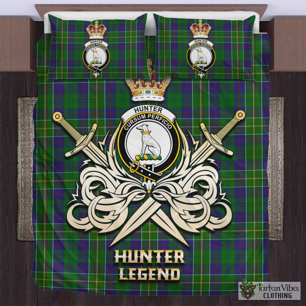 Tartan Vibes Clothing Hunter of Hunterston Tartan Bedding Set with Clan Crest and the Golden Sword of Courageous Legacy