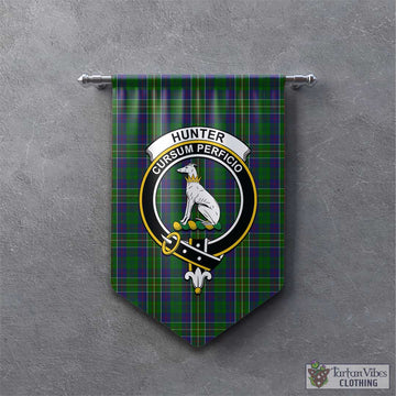 Hunter of Hunterston Tartan Gonfalon, Tartan Banner with Family Crest