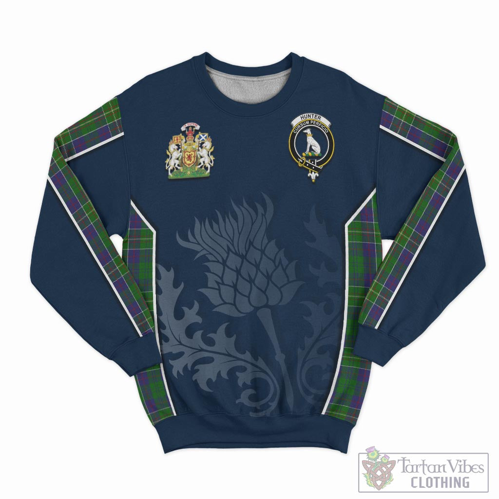 Tartan Vibes Clothing Hunter of Hunterston Tartan Sweatshirt with Family Crest and Scottish Thistle Vibes Sport Style