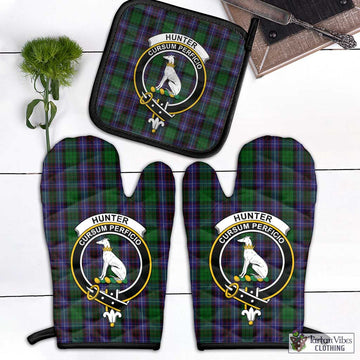 Hunter of Peebleshire Tartan Combo Oven Mitt & Pot-Holder with Family Crest