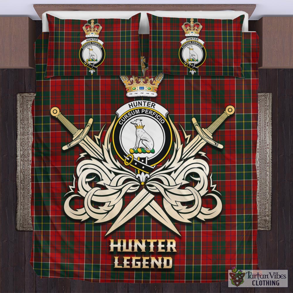 Tartan Vibes Clothing Hunter USA Tartan Bedding Set with Clan Crest and the Golden Sword of Courageous Legacy