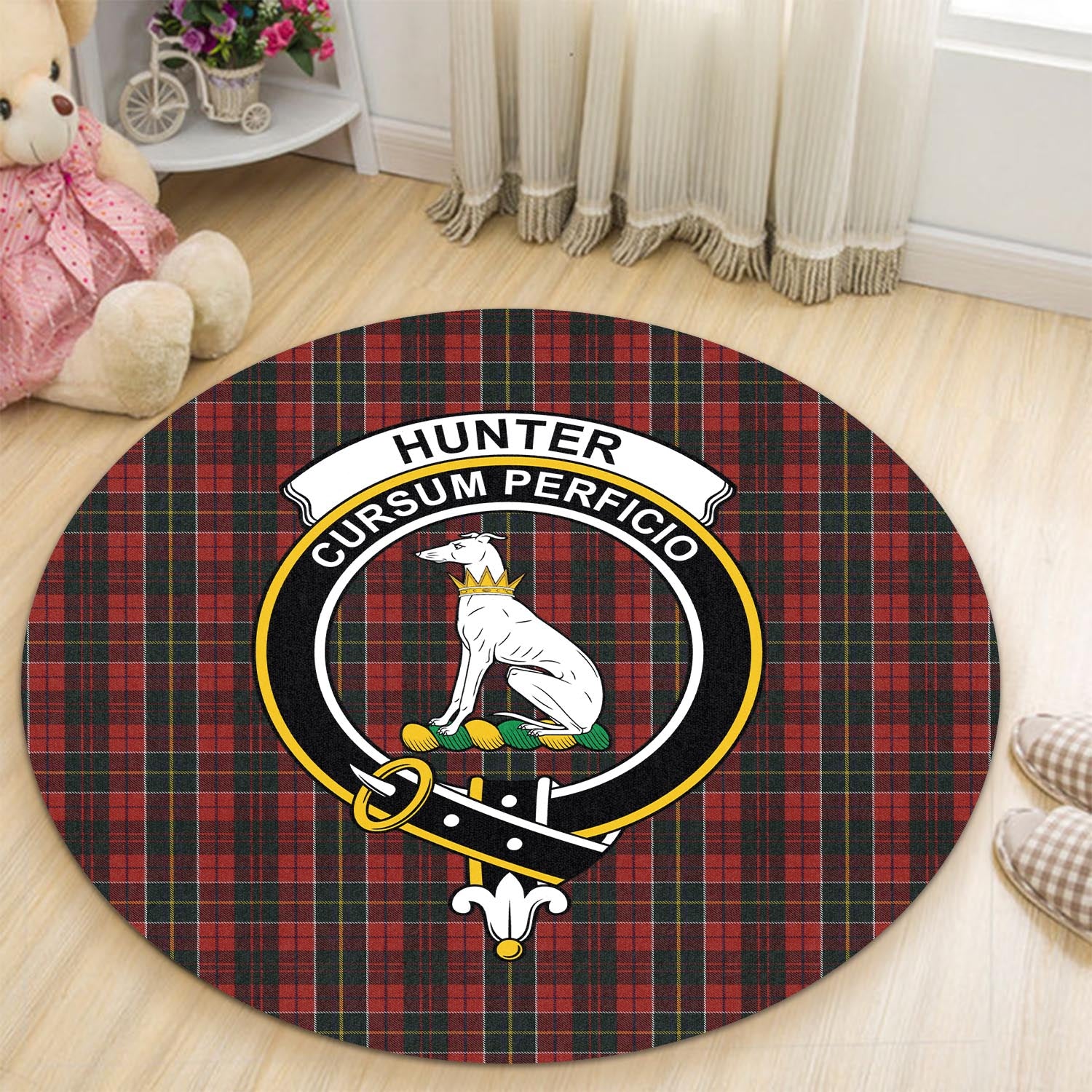 hunter-usa-tartan-round-rug-with-family-crest