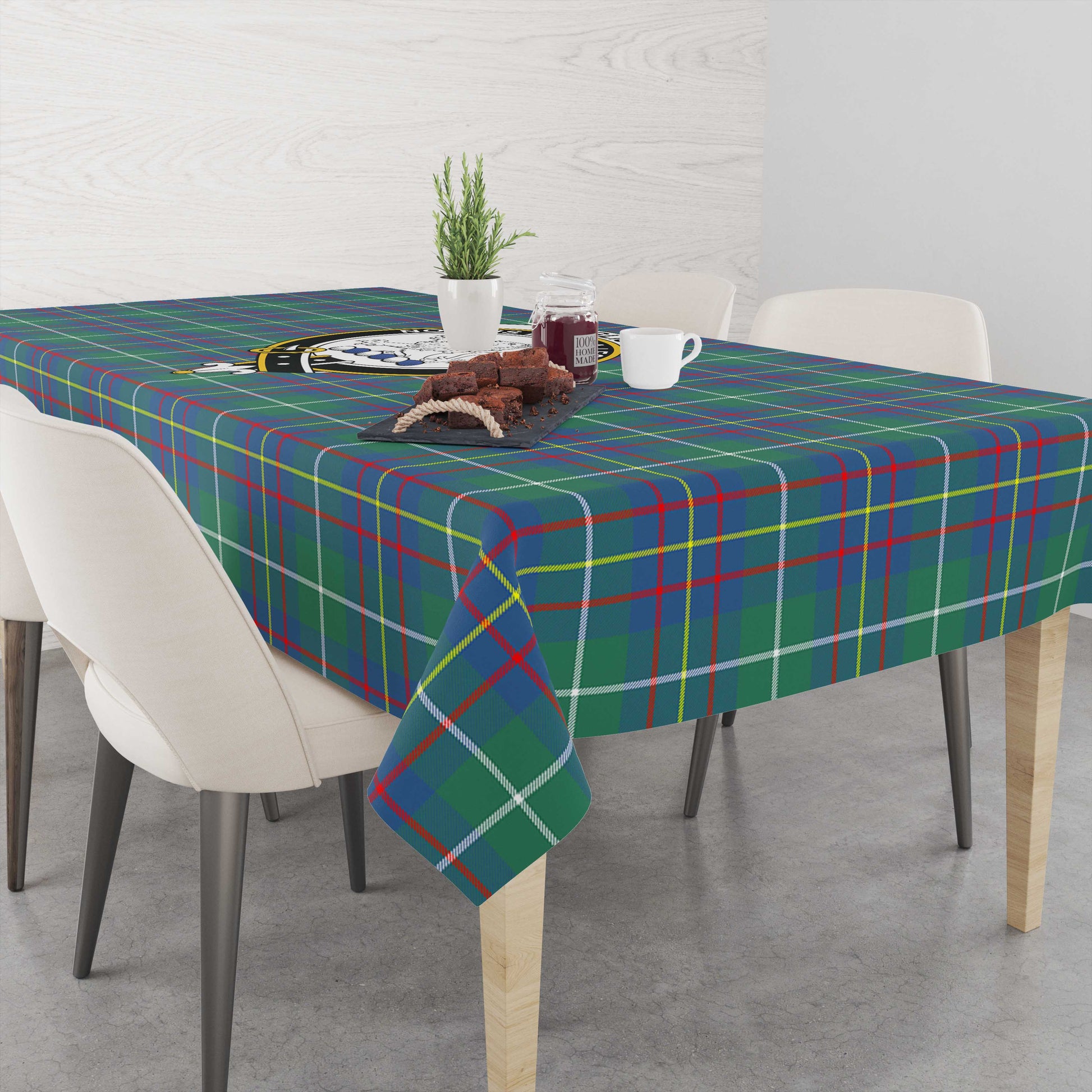 inglis-ancient-tatan-tablecloth-with-family-crest