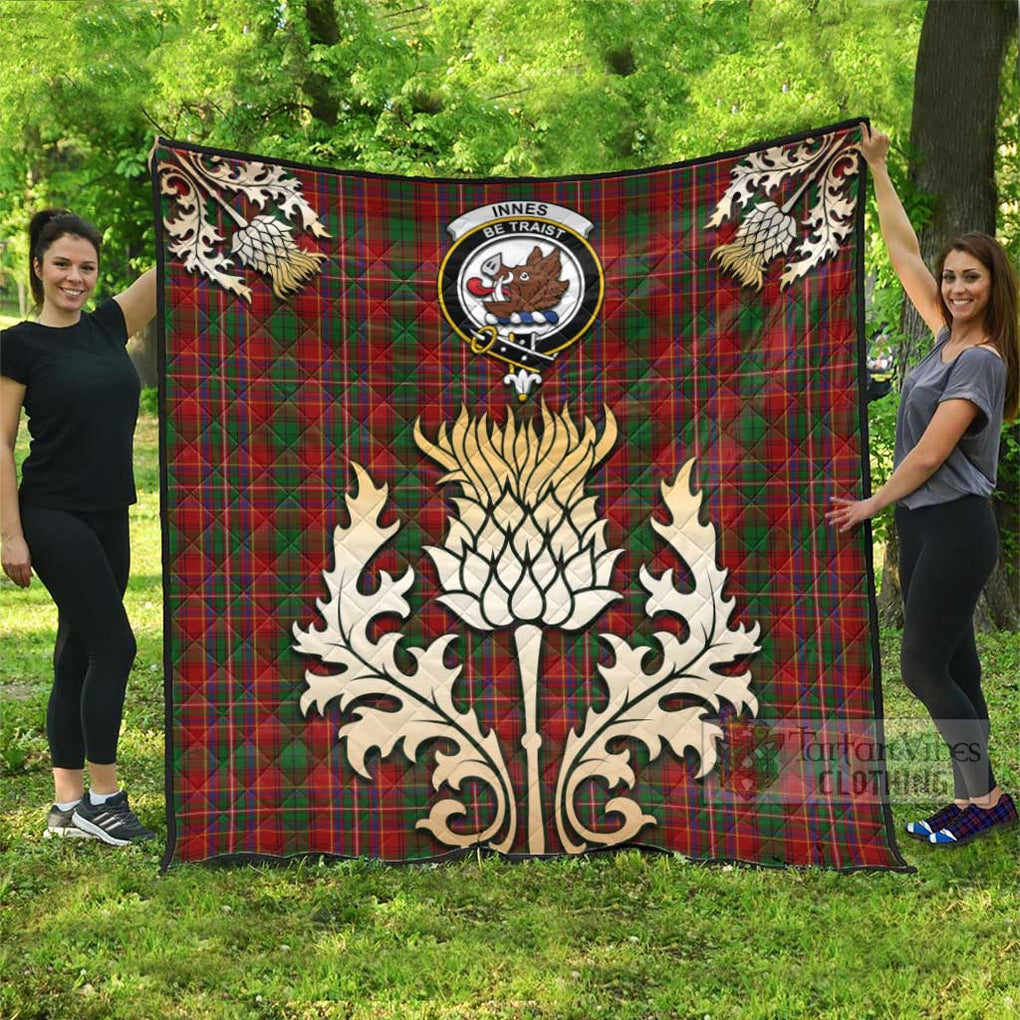 Tartan Vibes Clothing Innes Tartan Quilt with Family Crest and Golden Thistle Style