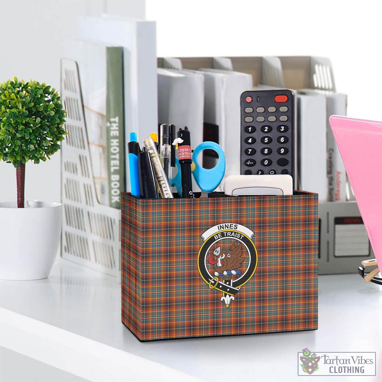 Tartan Vibes Clothing Innes Ancient Tartan Pen Holder with Family Crest