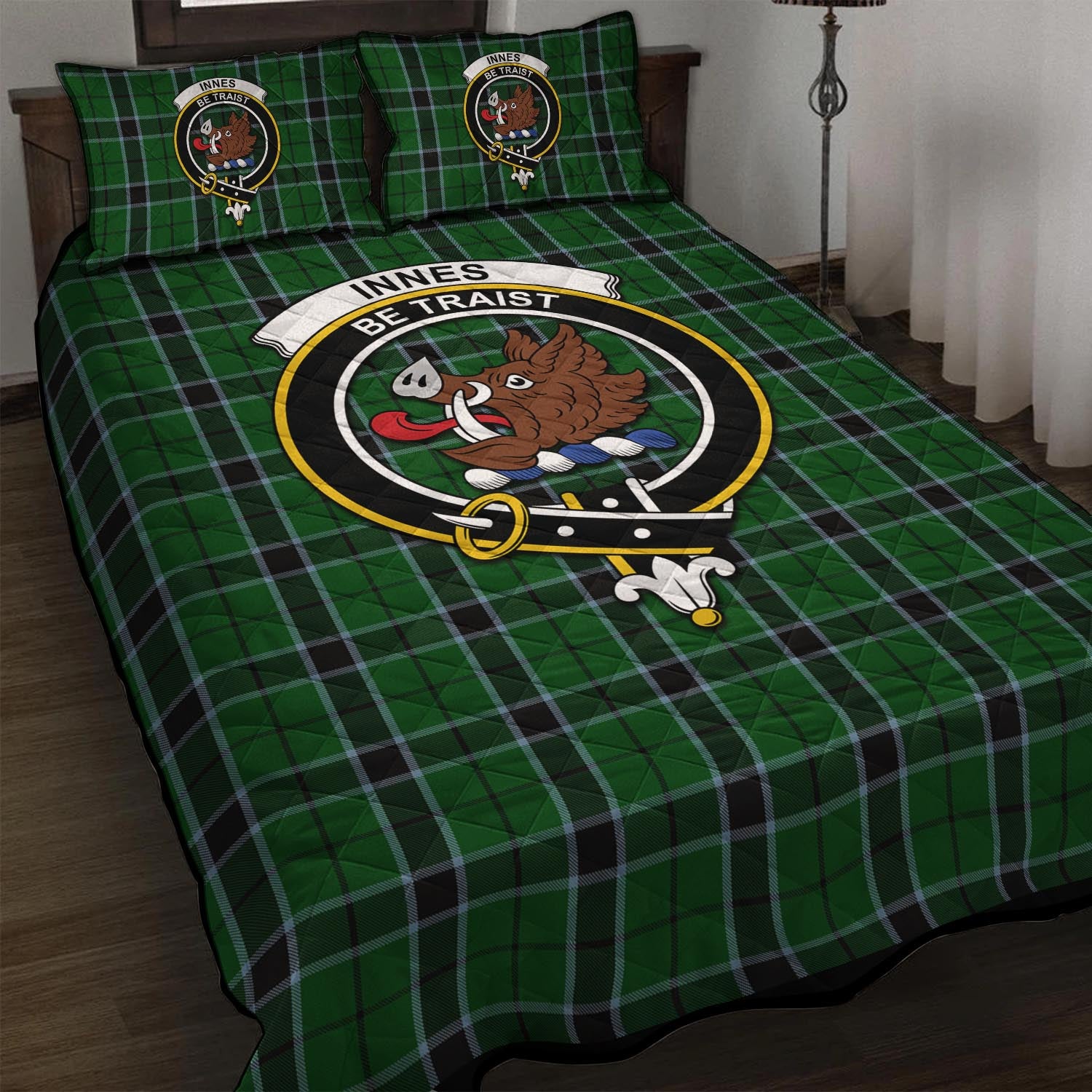 Innes Hunting Tartan Quilt Bed Set with Family Crest - Tartan Vibes Clothing