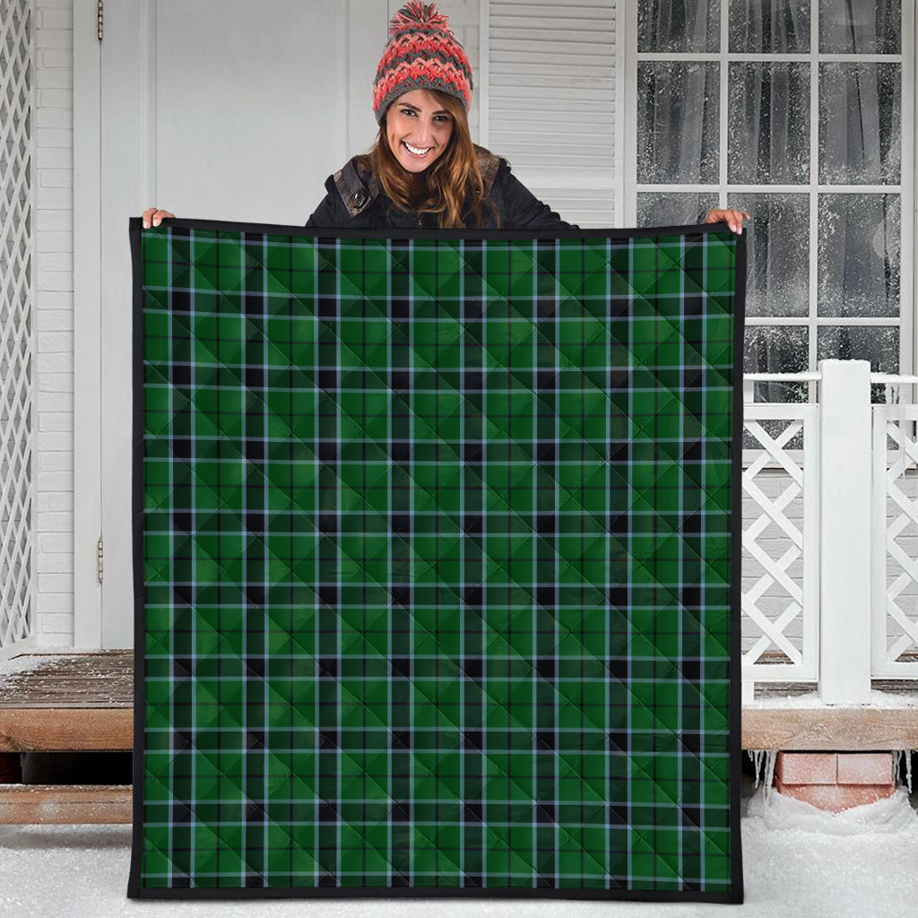 innes-hunting-tartan-quilt