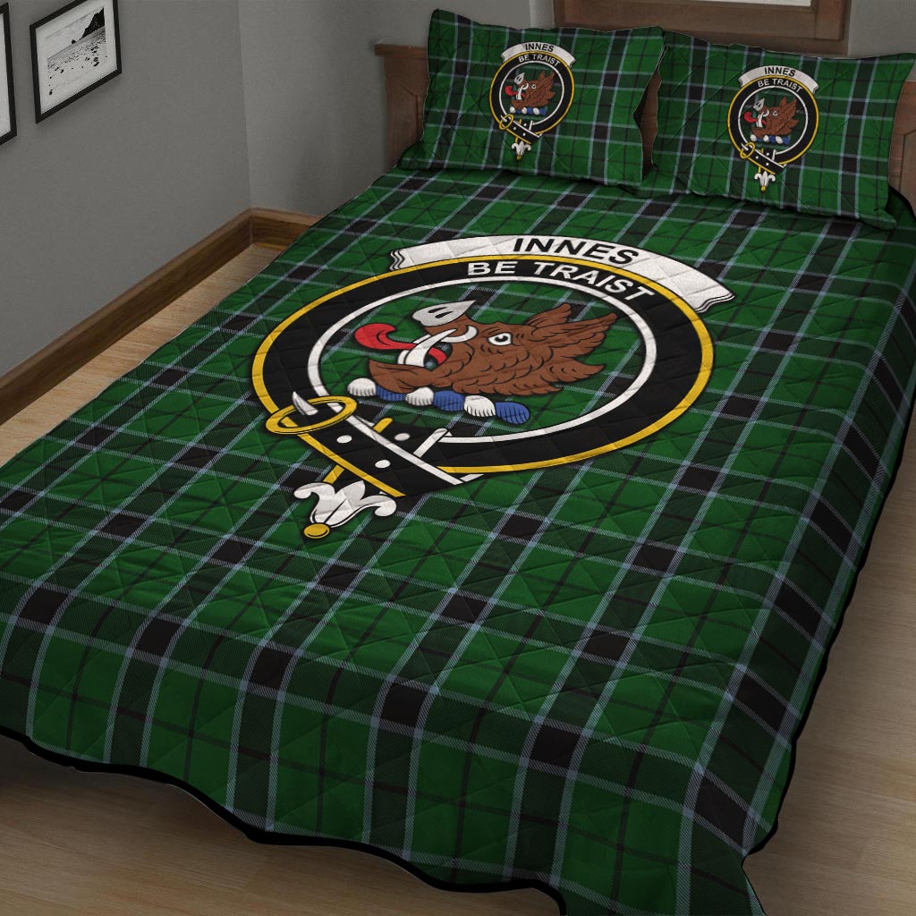 Innes Hunting Tartan Quilt Bed Set with Family Crest - Tartan Vibes Clothing