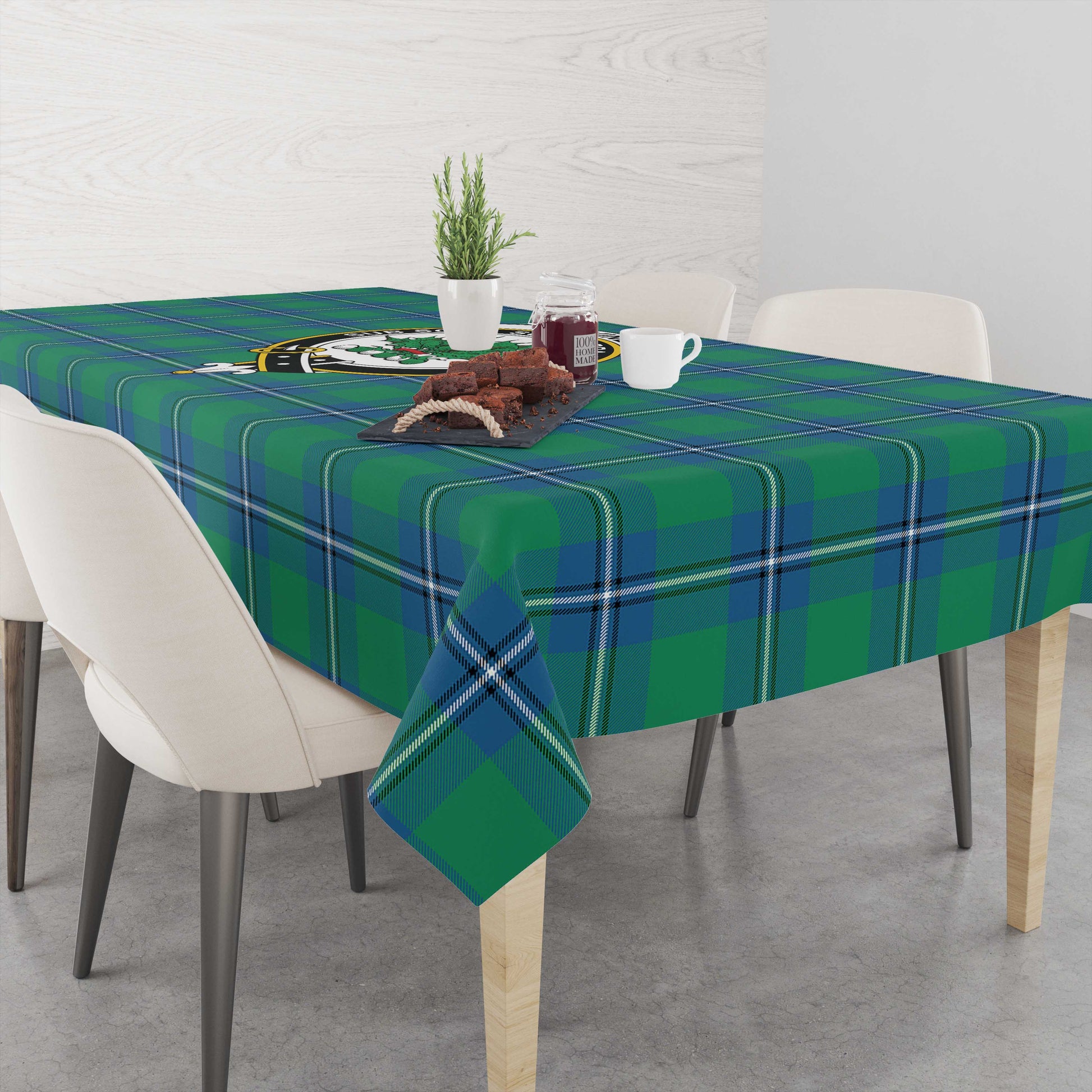 irvine-ancient-tatan-tablecloth-with-family-crest