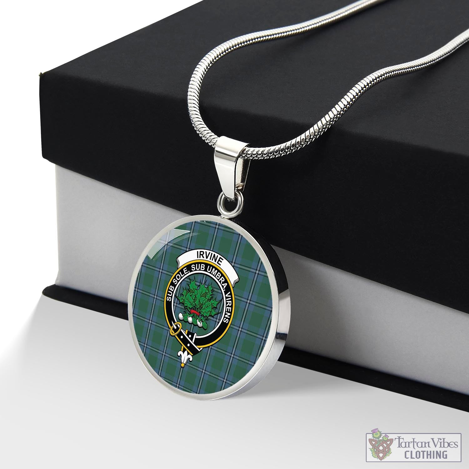 Tartan Vibes Clothing Irvine of Drum Tartan Circle Necklace with Family Crest