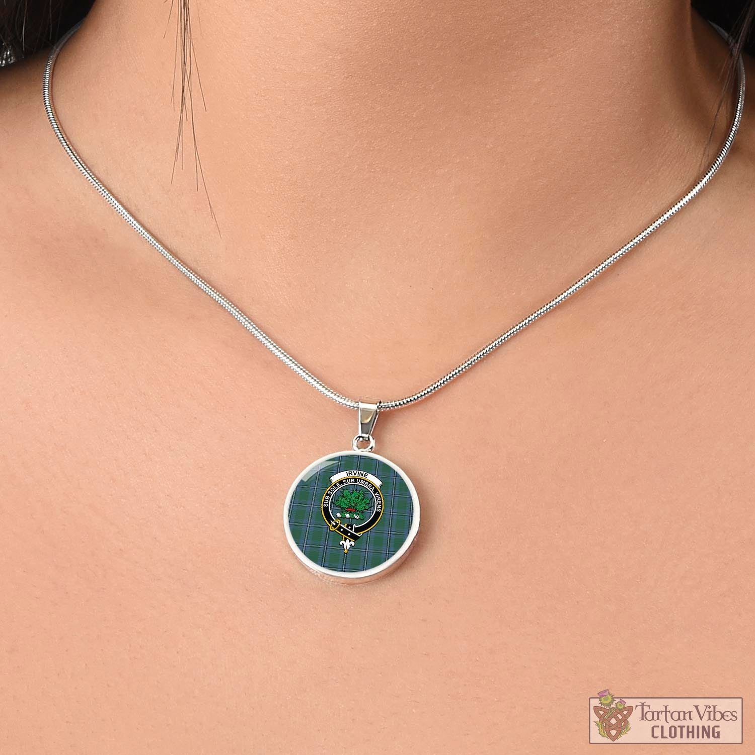 Tartan Vibes Clothing Irvine of Drum Tartan Circle Necklace with Family Crest