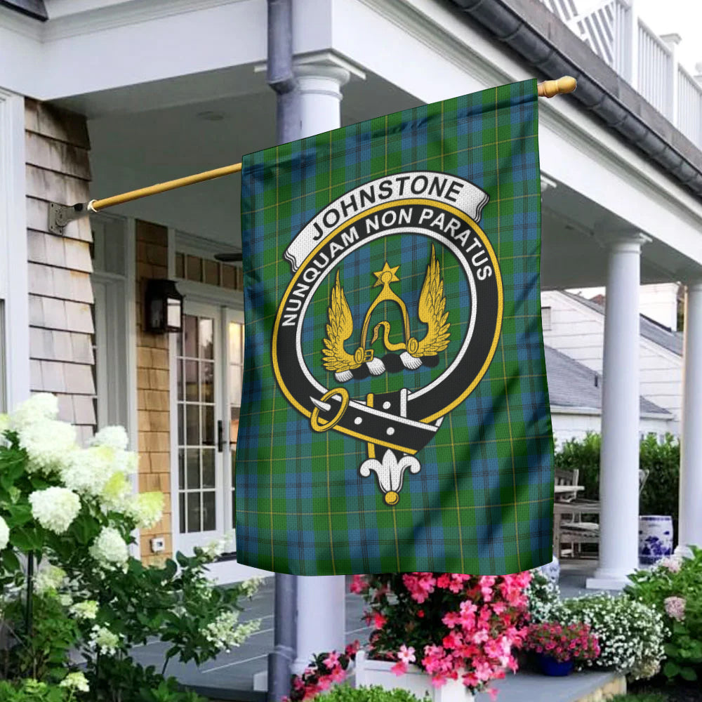 johnstone-johnston-tartan-flag-with-family-crest