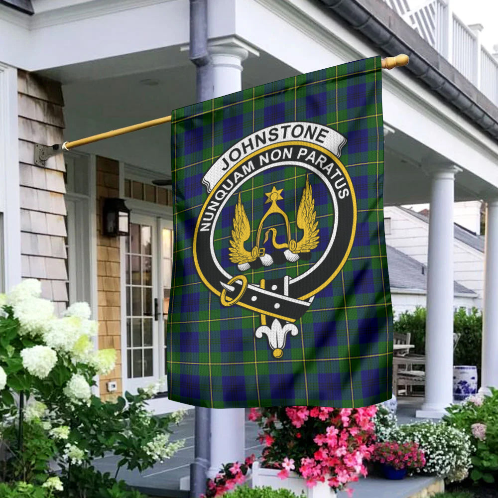 johnstone-johnston-modern-tartan-flag-with-family-crest