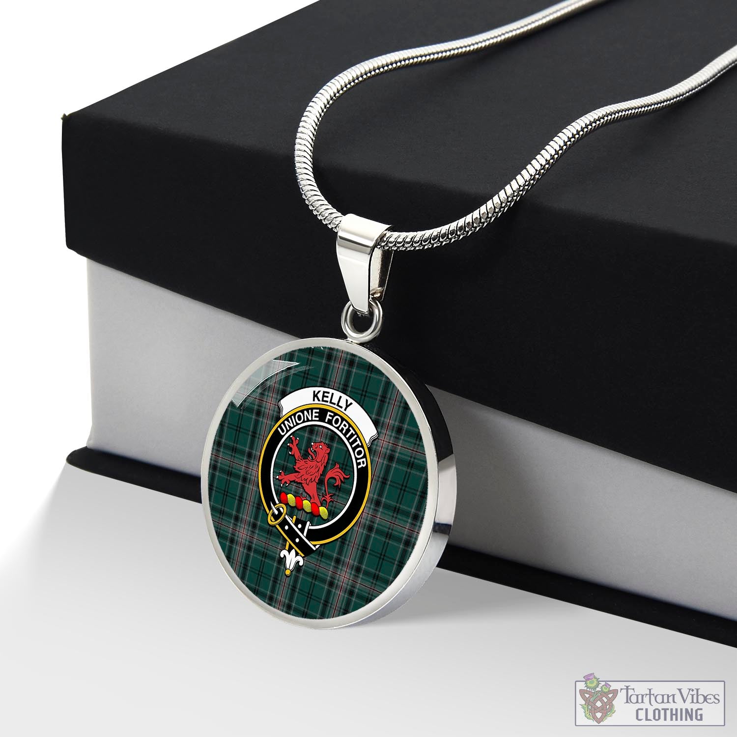 Tartan Vibes Clothing Kelly of Sleat Hunting Tartan Circle Necklace with Family Crest