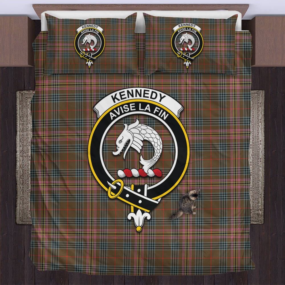 kennedy-weathered-tartan-bedding-set-with-family-crest