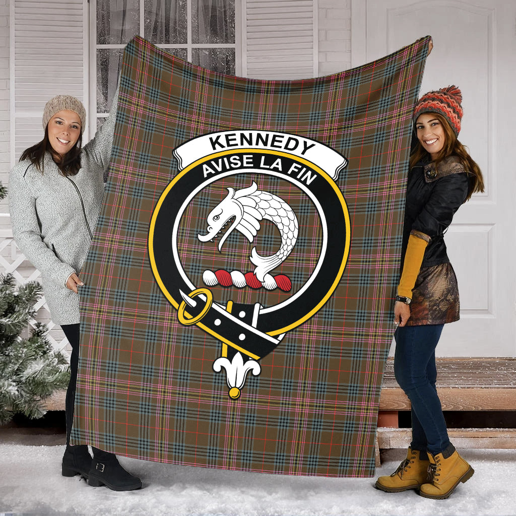 kennedy-weathered-tartab-blanket-with-family-crest