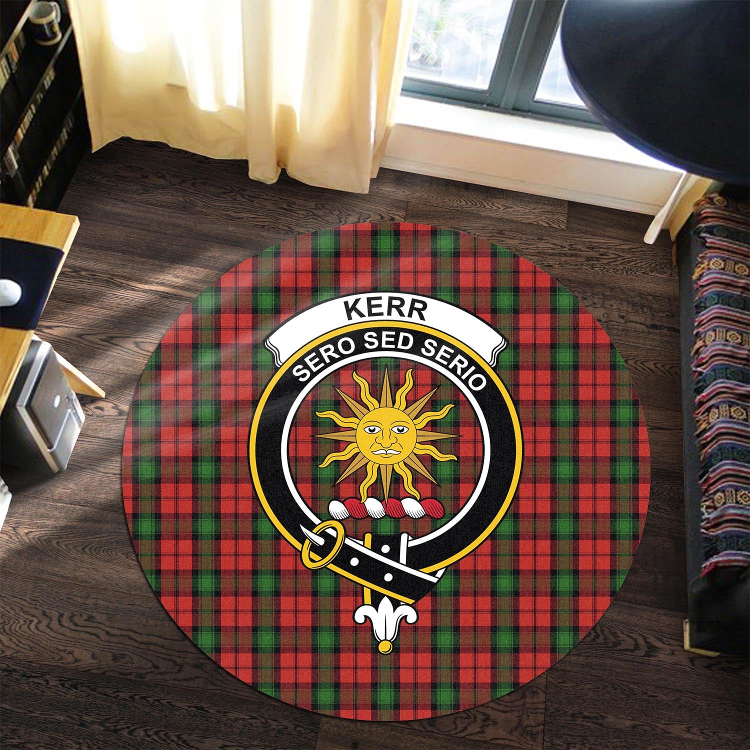 kerr-tartan-round-rug-with-family-crest