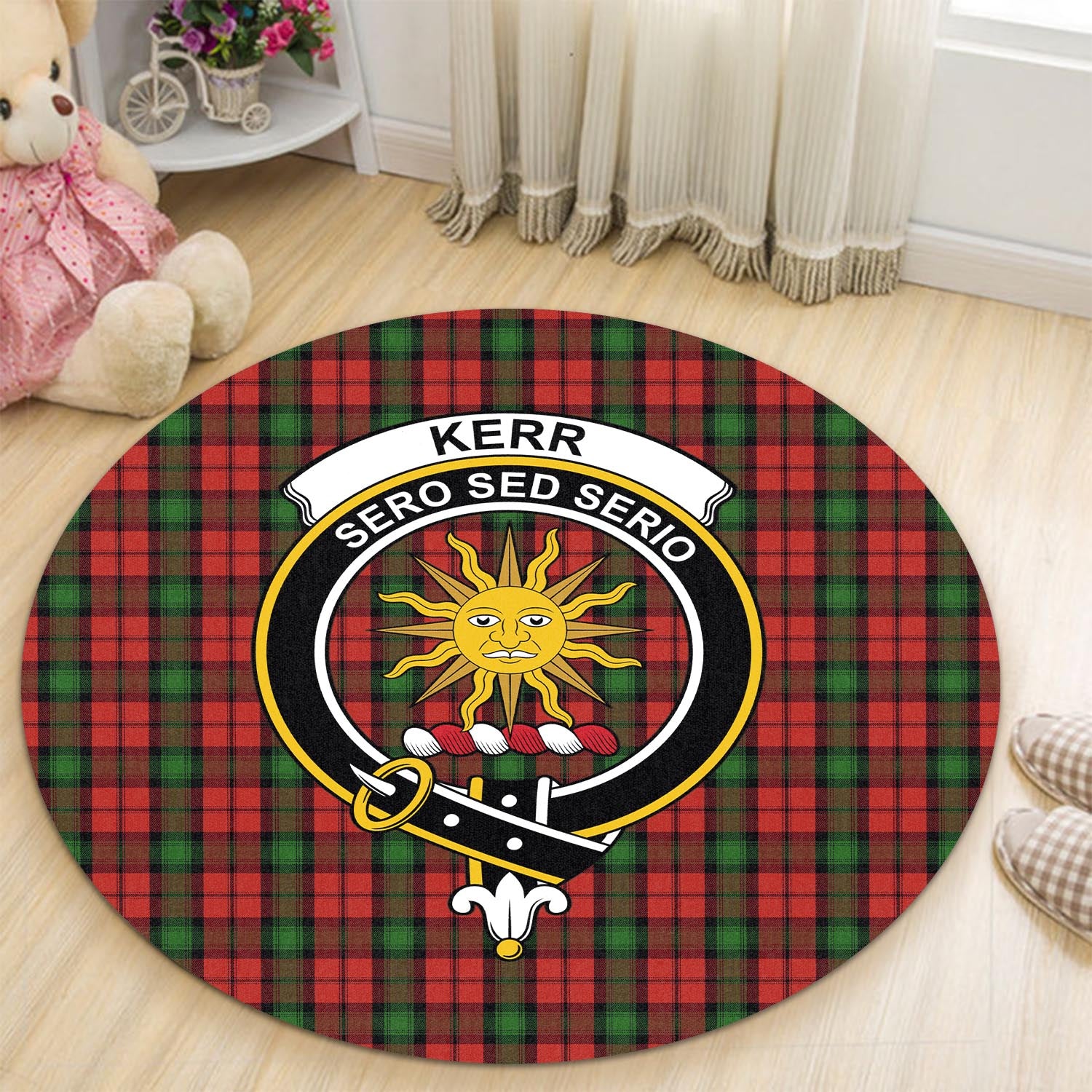 kerr-tartan-round-rug-with-family-crest