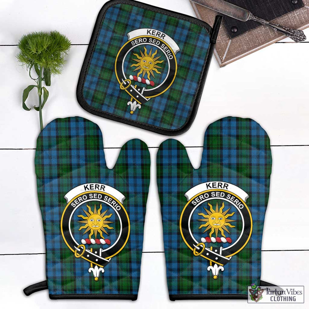 Kerr Hunting Tartan Combo Oven Mitt & Pot-Holder with Family Crest Combo 1 Oven Mitt & 1 Pot-Holder Black - Tartan Vibes Clothing