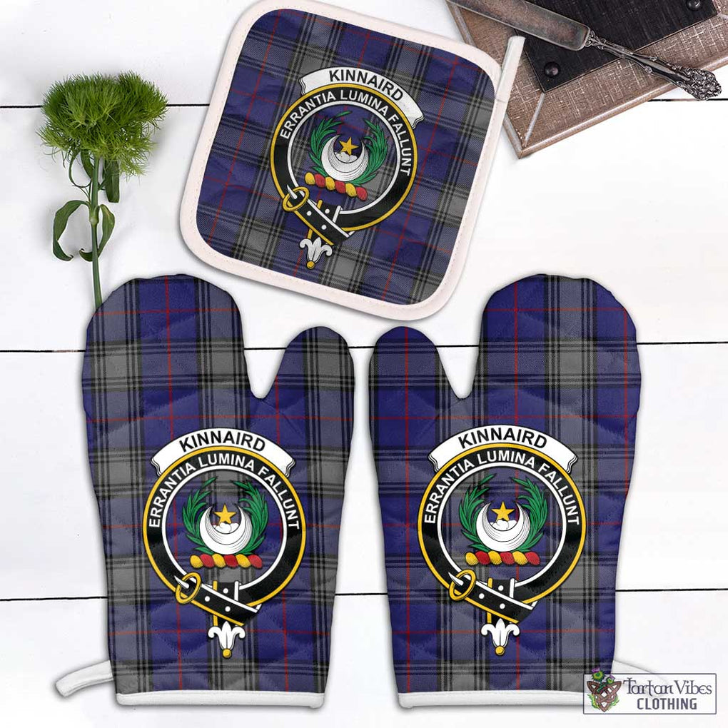 Kinnaird Tartan Combo Oven Mitt & Pot-Holder with Family Crest Combo 1 Oven Mitt & 1 Pot-Holder White - Tartan Vibes Clothing