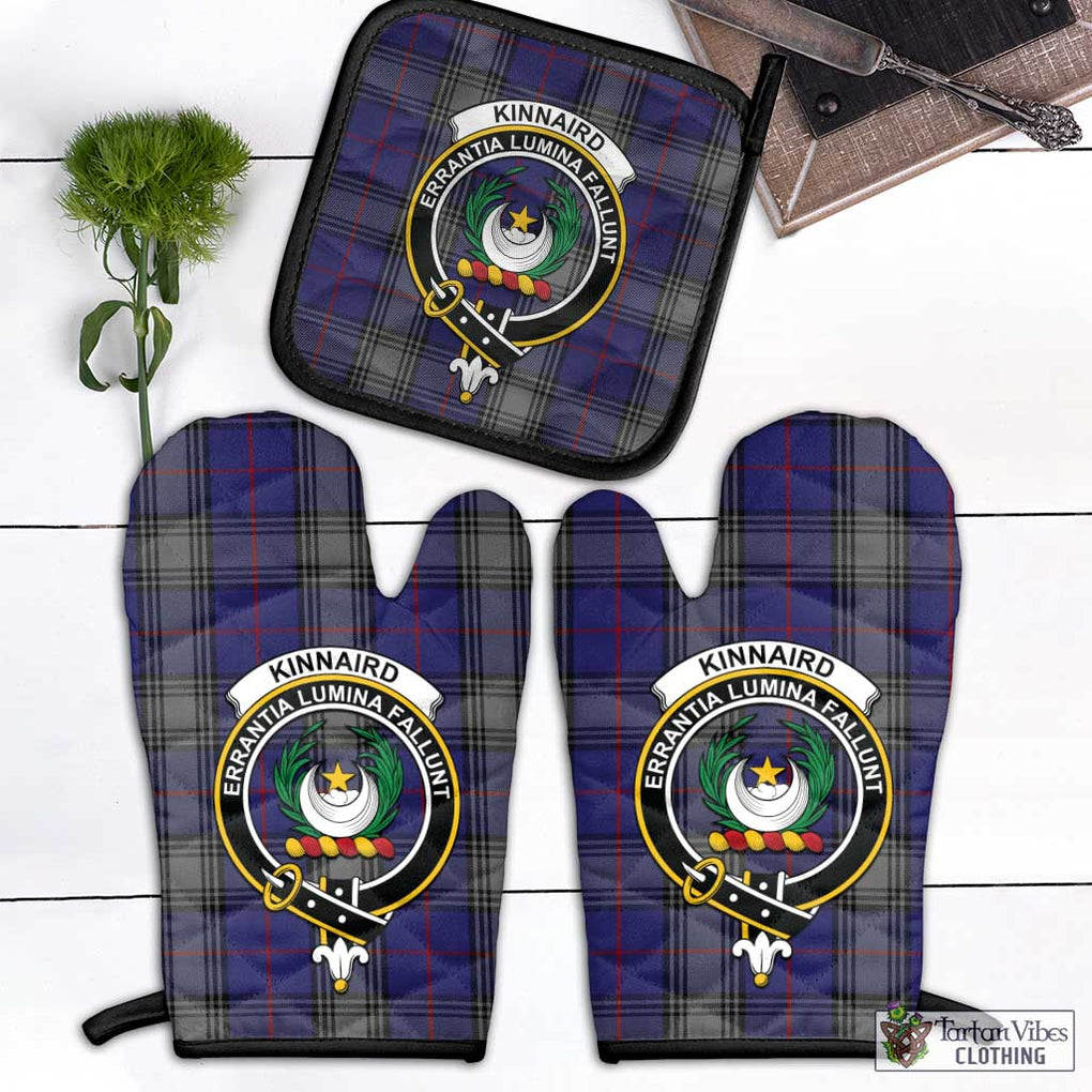 Kinnaird Tartan Combo Oven Mitt & Pot-Holder with Family Crest Combo 1 Oven Mitt & 1 Pot-Holder Black - Tartan Vibes Clothing