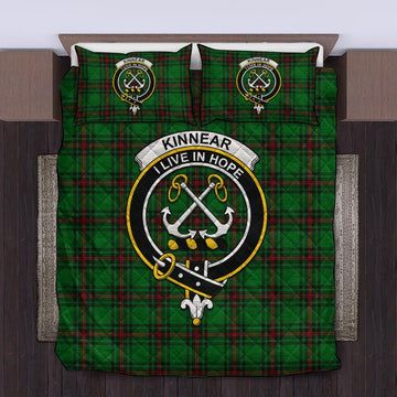 Kinnear Tartan Quilt Bed Set with Family Crest