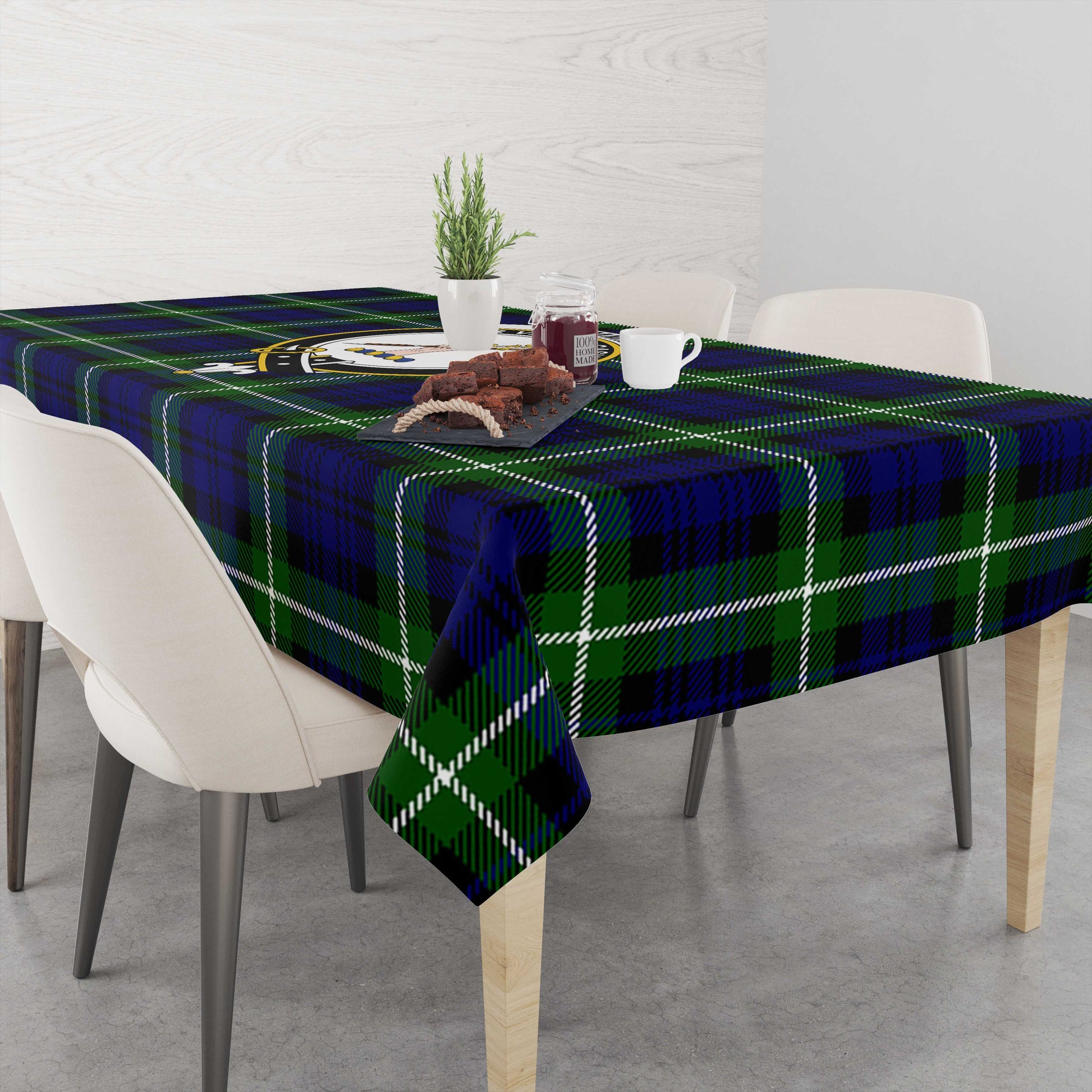 lammie-tatan-tablecloth-with-family-crest