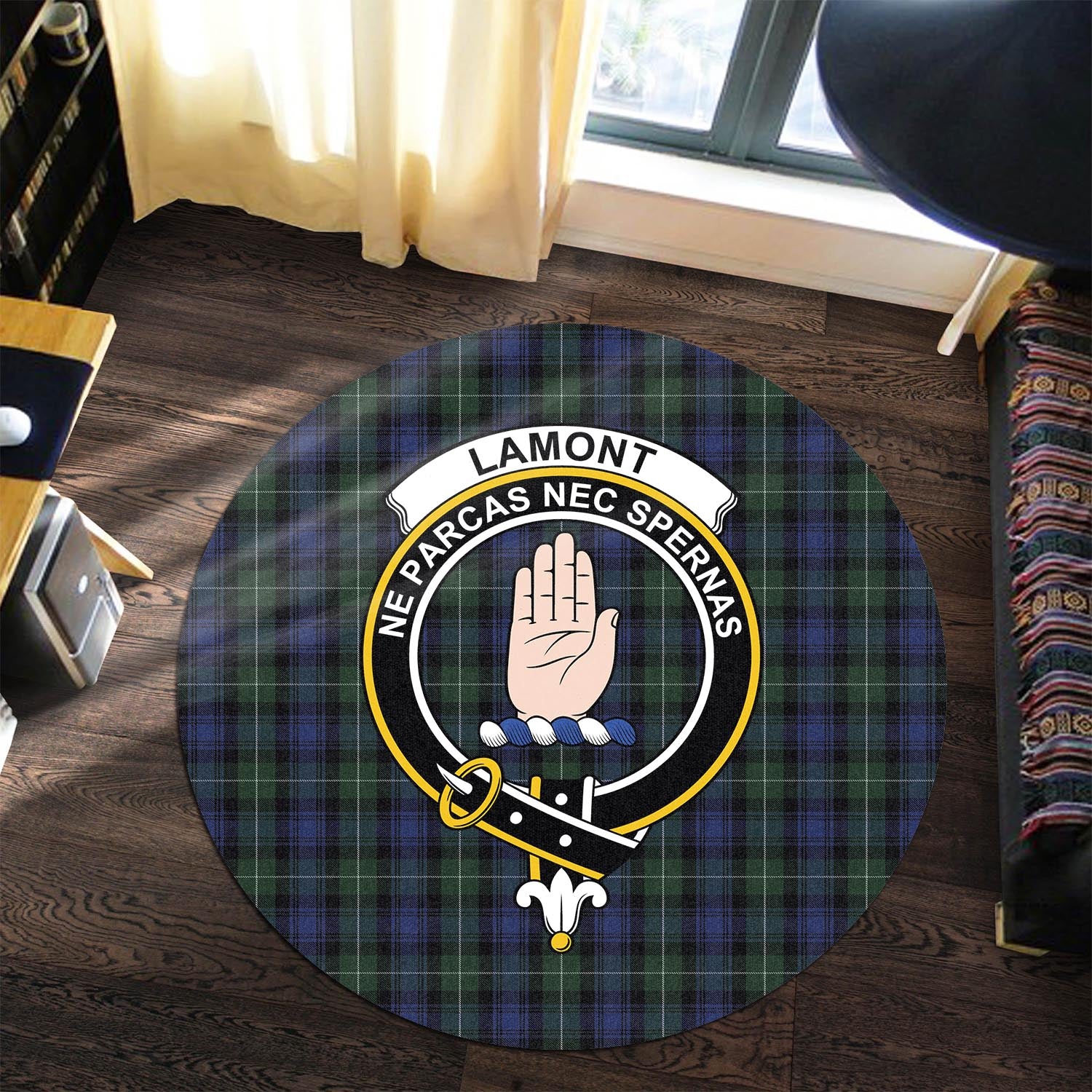 lamont-2-tartan-round-rug-with-family-crest