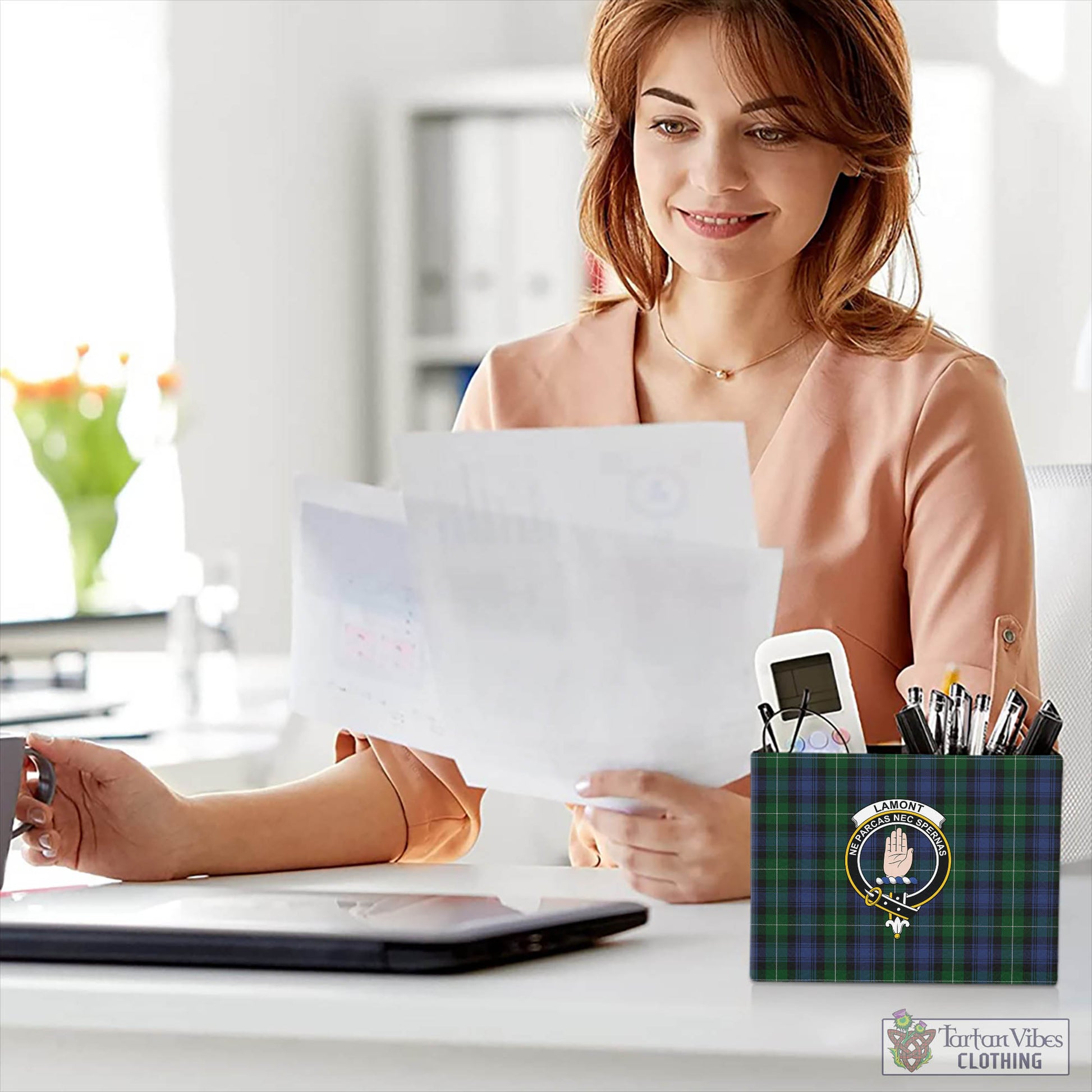 Tartan Vibes Clothing Lamont #2 Tartan Pen Holder with Family Crest