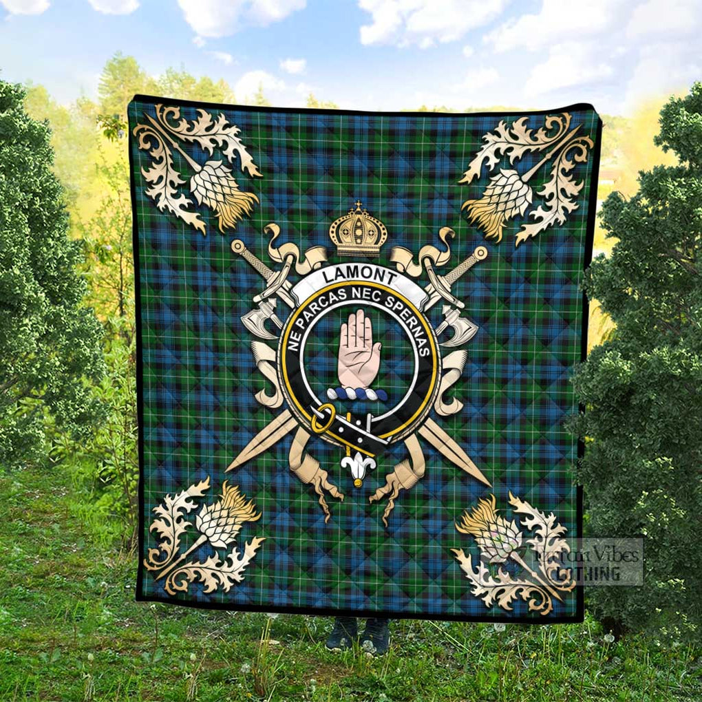 Tartan Vibes Clothing Lamont Tartan Quilt with Family Crest and Scottish Golden Courage Shield