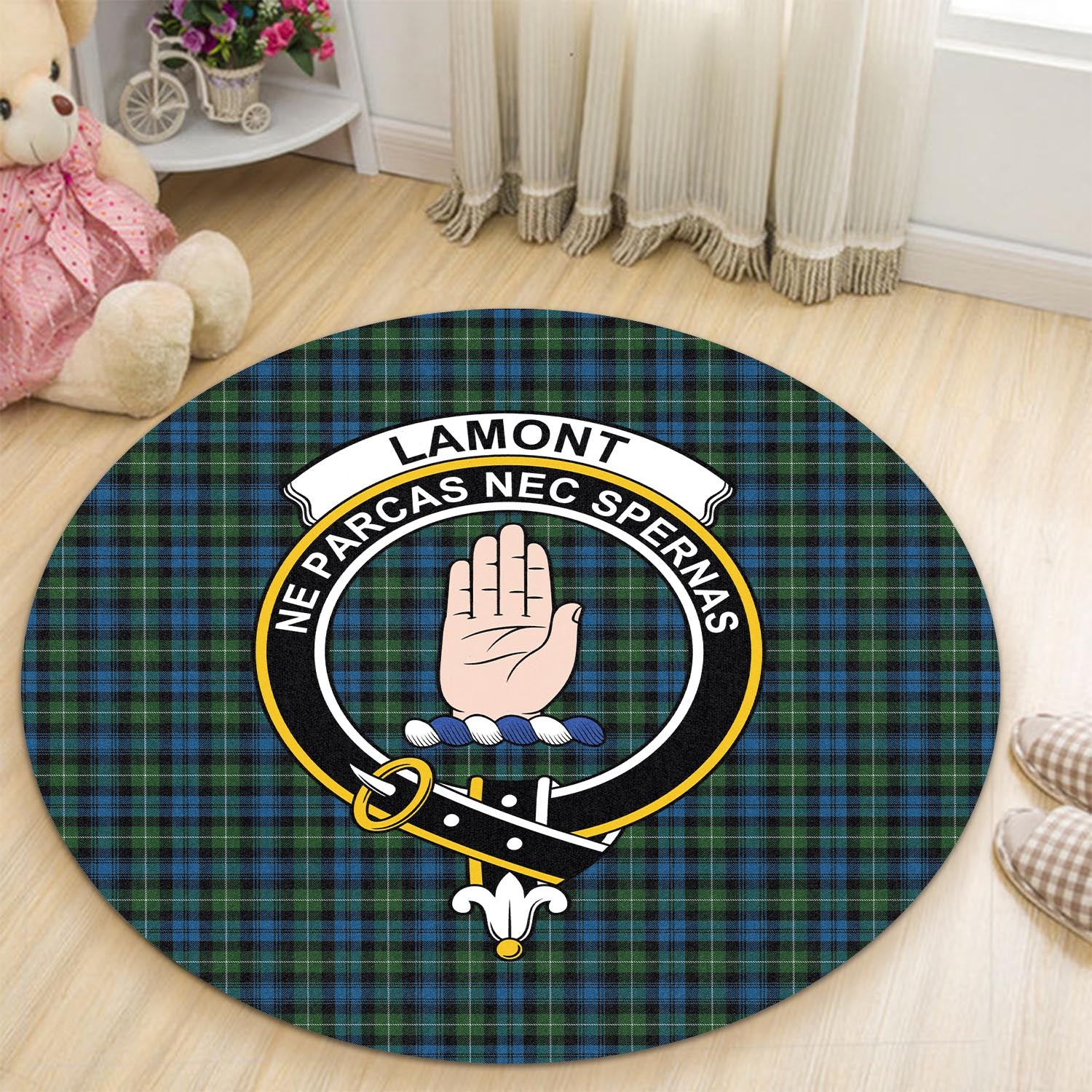 lamont-tartan-round-rug-with-family-crest