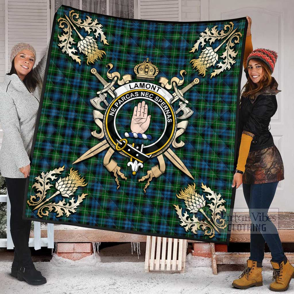 Tartan Vibes Clothing Lamont Tartan Quilt with Family Crest and Scottish Golden Courage Shield