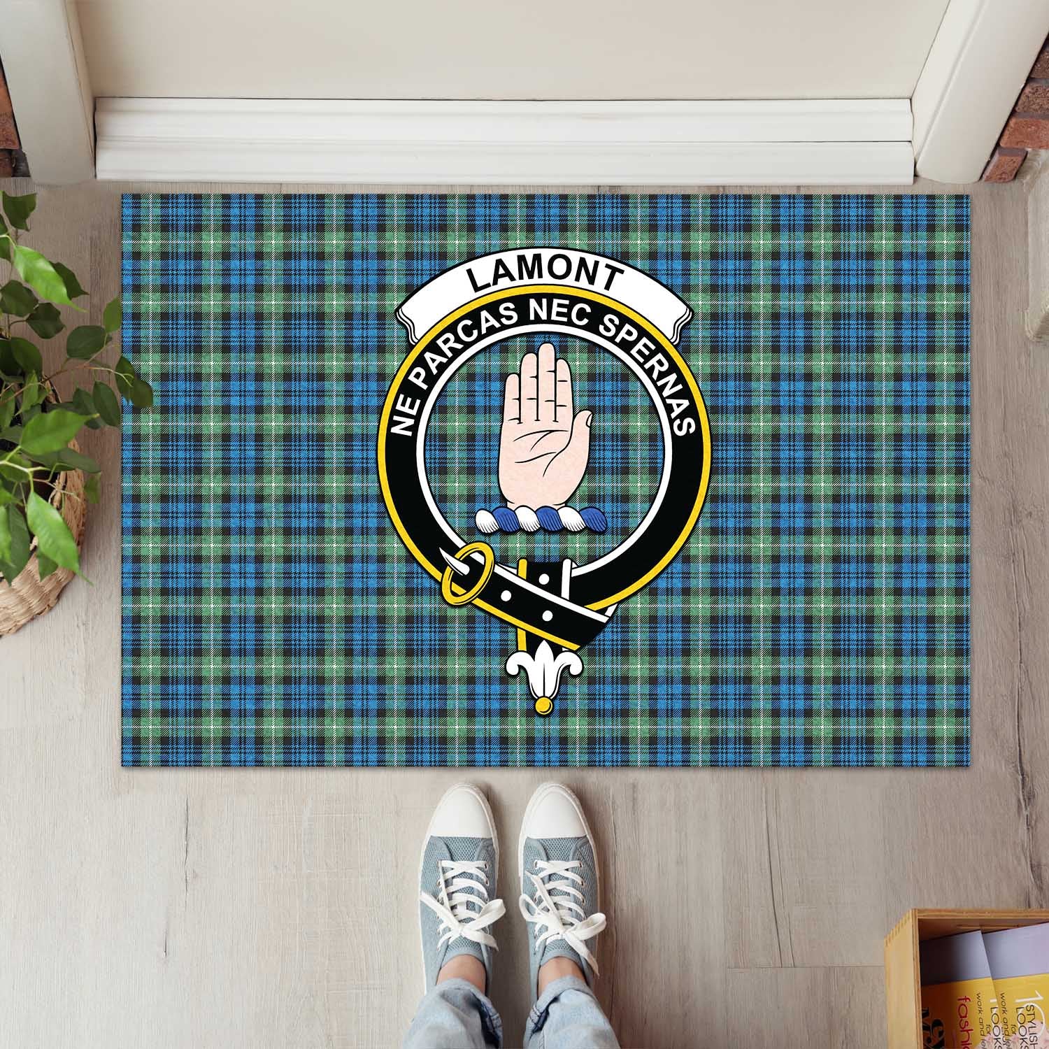 Lamont Ancient Tartan Door Mat with Family Crest - Tartanvibesclothing