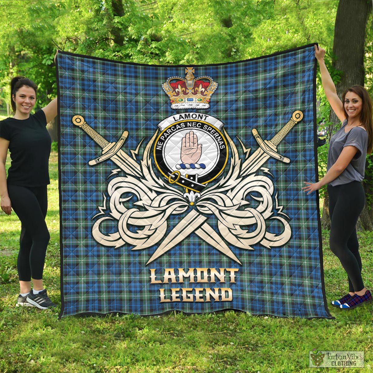 Tartan Vibes Clothing Lamont Ancient Tartan Quilt with Clan Crest and the Golden Sword of Courageous Legacy