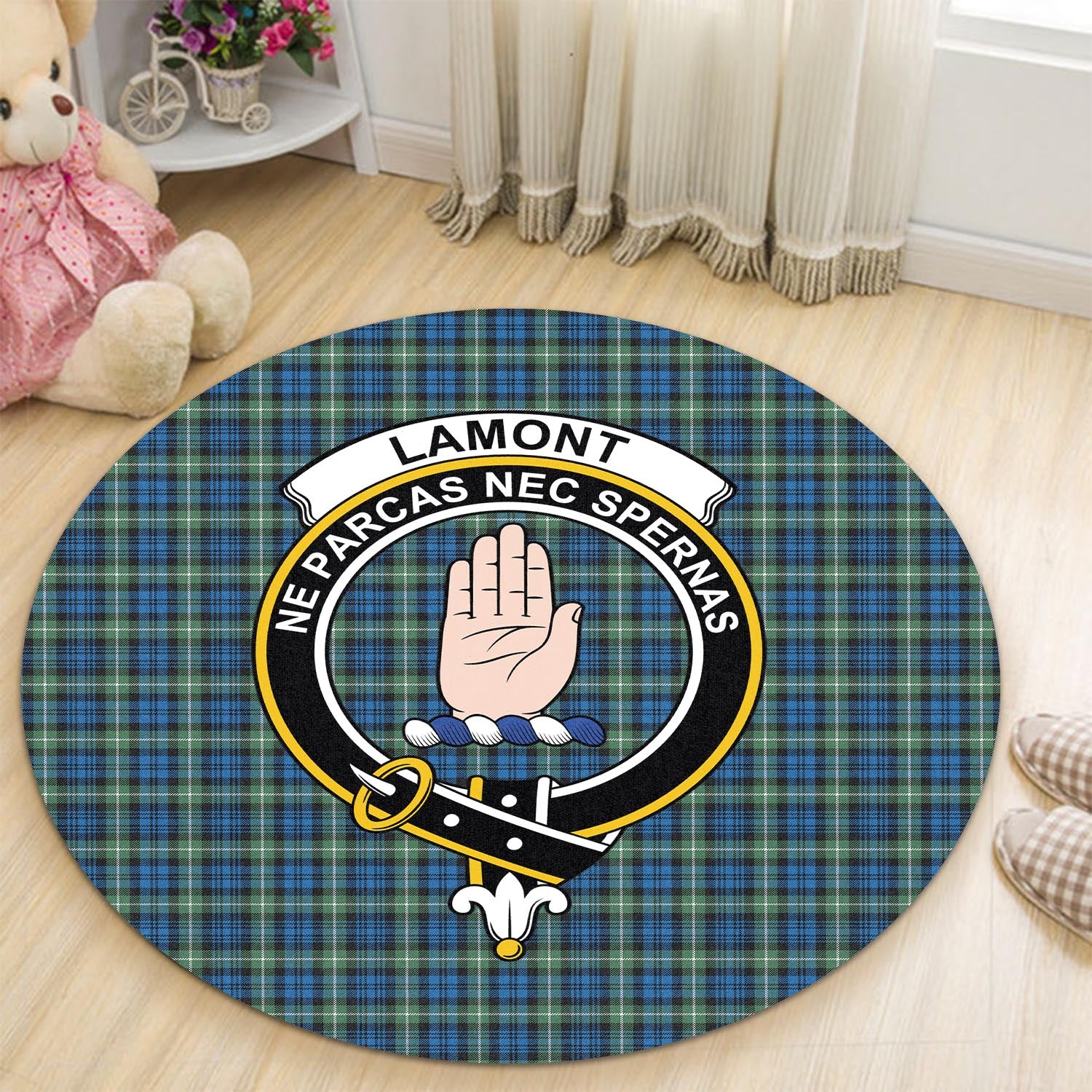 lamont-ancient-tartan-round-rug-with-family-crest