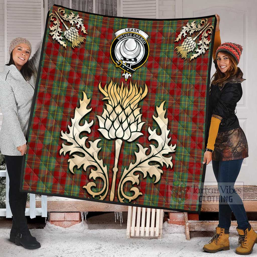 Tartan Vibes Clothing Leask Tartan Quilt with Family Crest and Golden Thistle Style