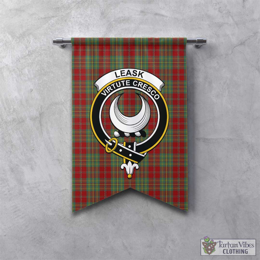 Tartan Vibes Clothing Leask Tartan Gonfalon, Tartan Banner with Family Crest