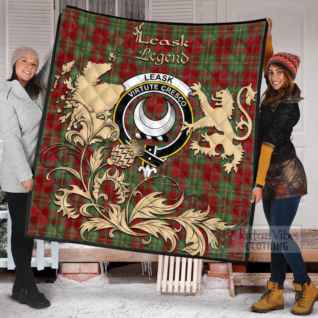 Tartan Vibes Clothing Leask Tartan Quilt with Family Crest and Scottish Symbol Style