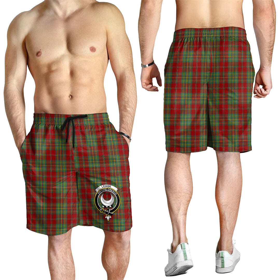 leask-tartan-mens-shorts-with-family-crest