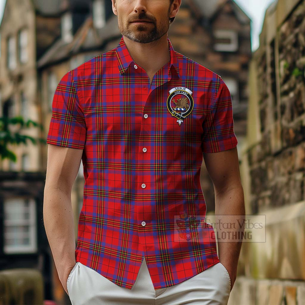 Tartan Vibes Clothing Leslie Tartan Short Sleeve Button Shirt with Family Crest Celtic Skull Style