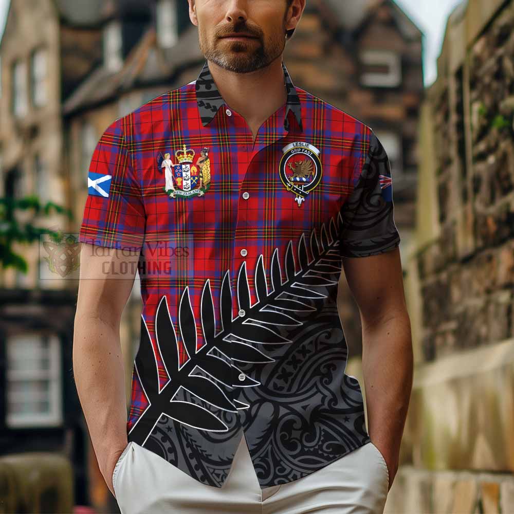 Tartan Vibes Clothing Leslie Crest Tartan Short Sleeve Button Shirt with New Zealand Silver Fern Half Style