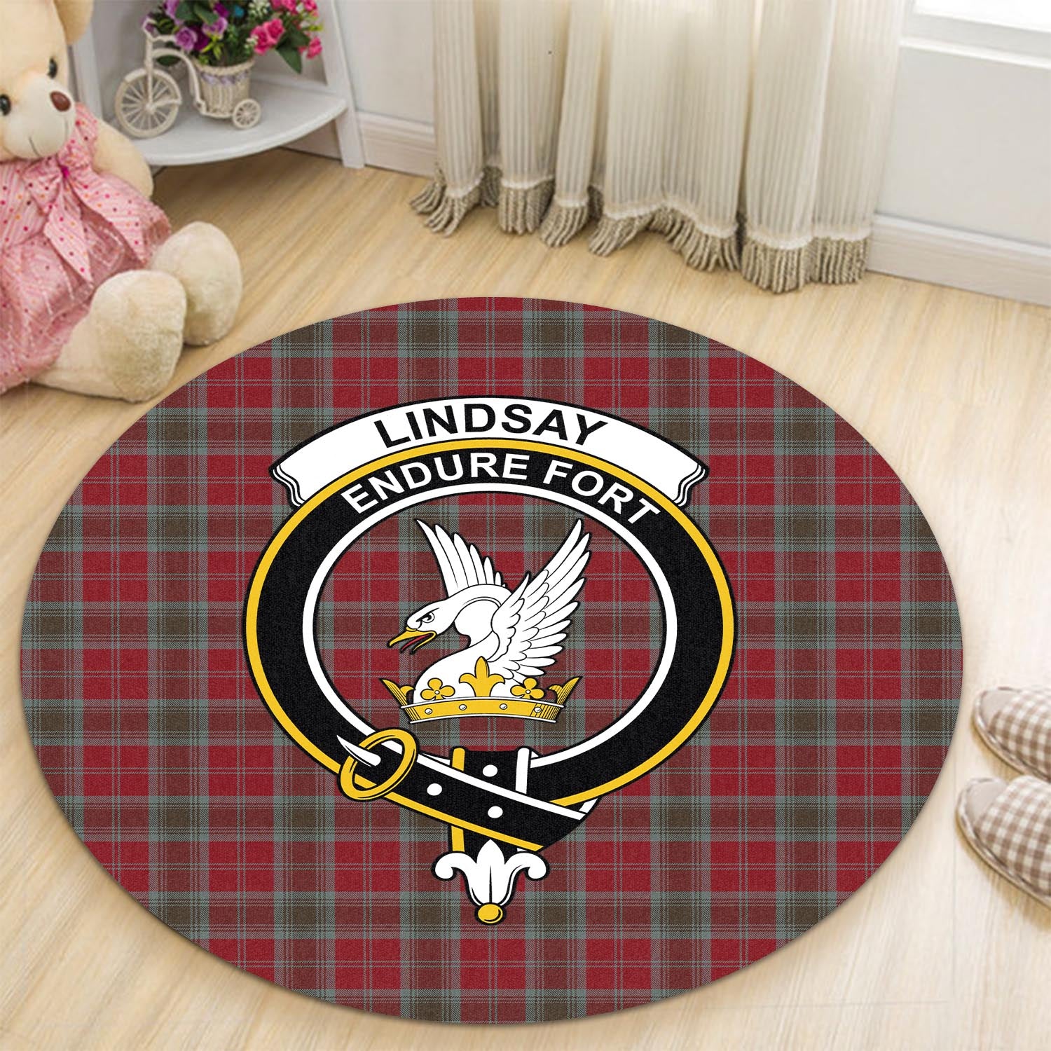 lindsay-weathered-tartan-round-rug-with-family-crest