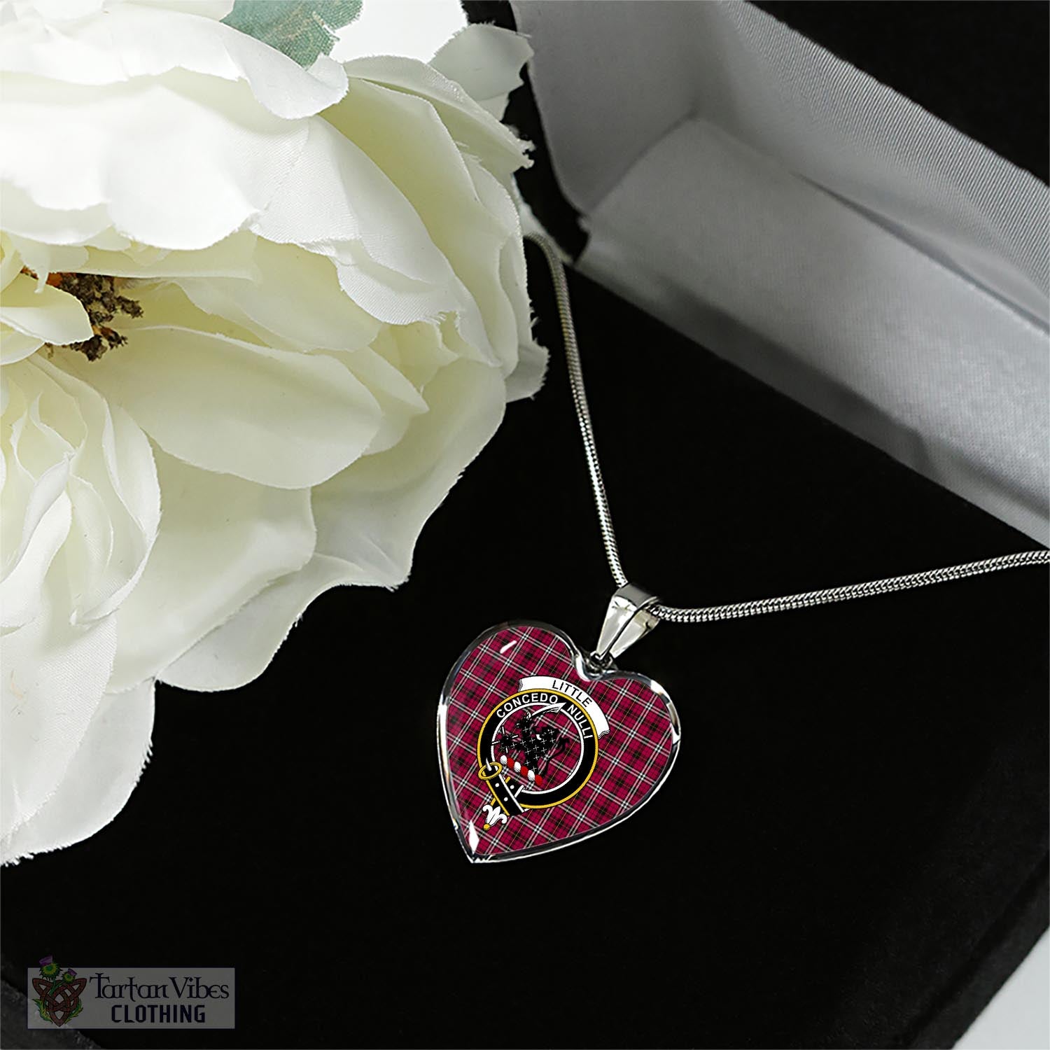 Tartan Vibes Clothing Little Tartan Heart Necklace with Family Crest