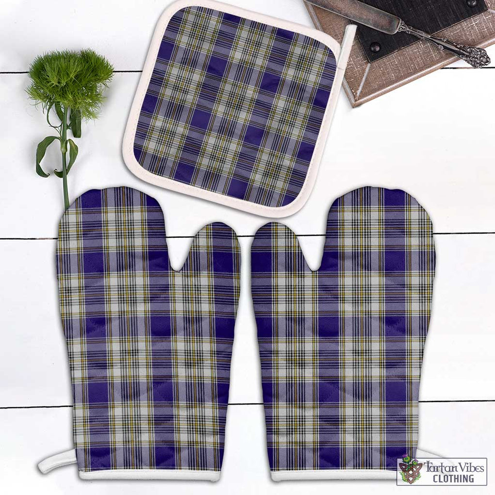 Livingstone Dress Tartan Combo Oven Mitt & Pot-Holder Combo 1 Oven Mitt & 1 Pot-Holder White - Tartan Vibes Clothing