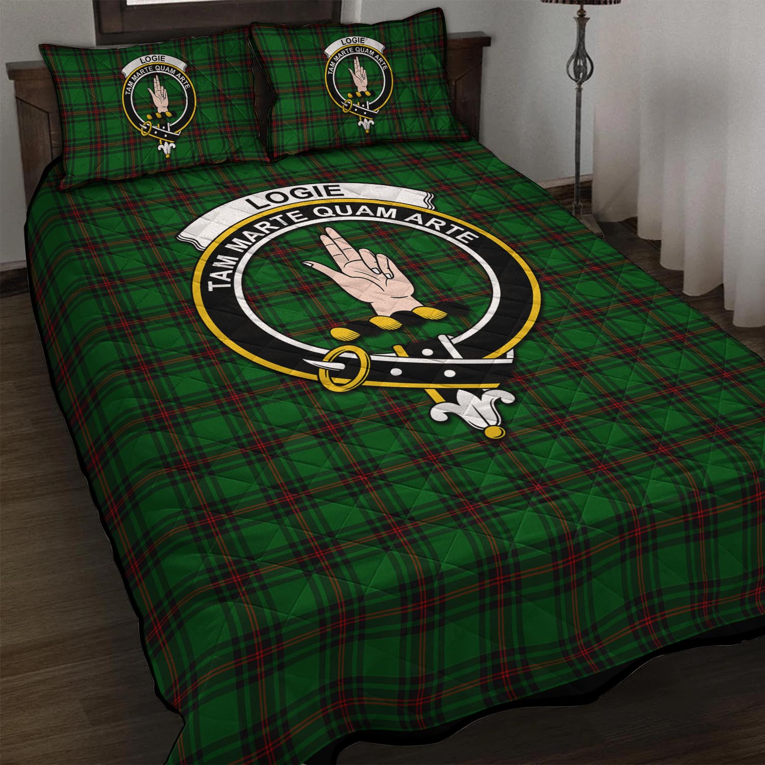 Logie Tartan Quilt Bed Set with Family Crest - Tartan Vibes Clothing