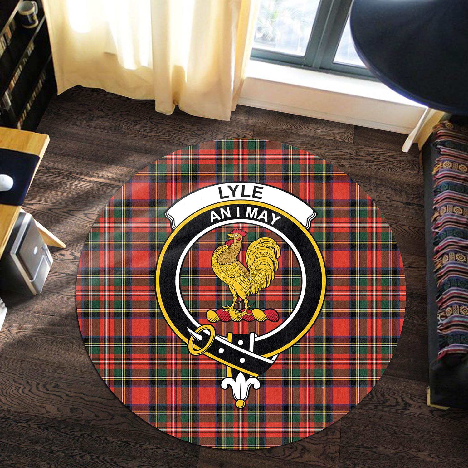 lyle-tartan-round-rug-with-family-crest