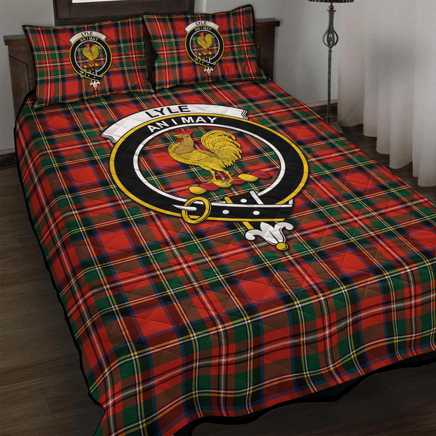 Lyle Tartan Quilt Bed Set with Family Crest - Tartan Vibes Clothing