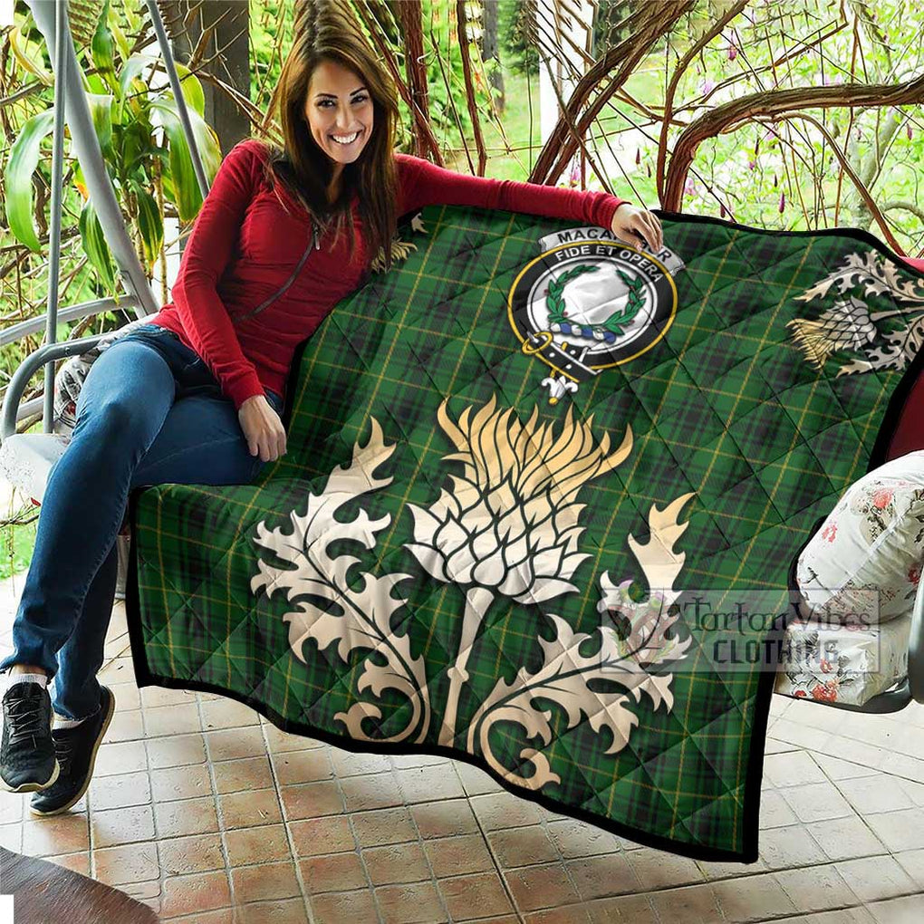 Tartan Vibes Clothing MacArthur (McArthur) Tartan Quilt with Family Crest and Golden Thistle Style