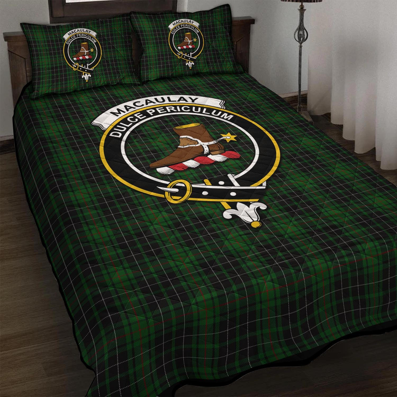 MacAulay Hunting Tartan Quilt Bed Set with Family Crest - Tartan Vibes Clothing